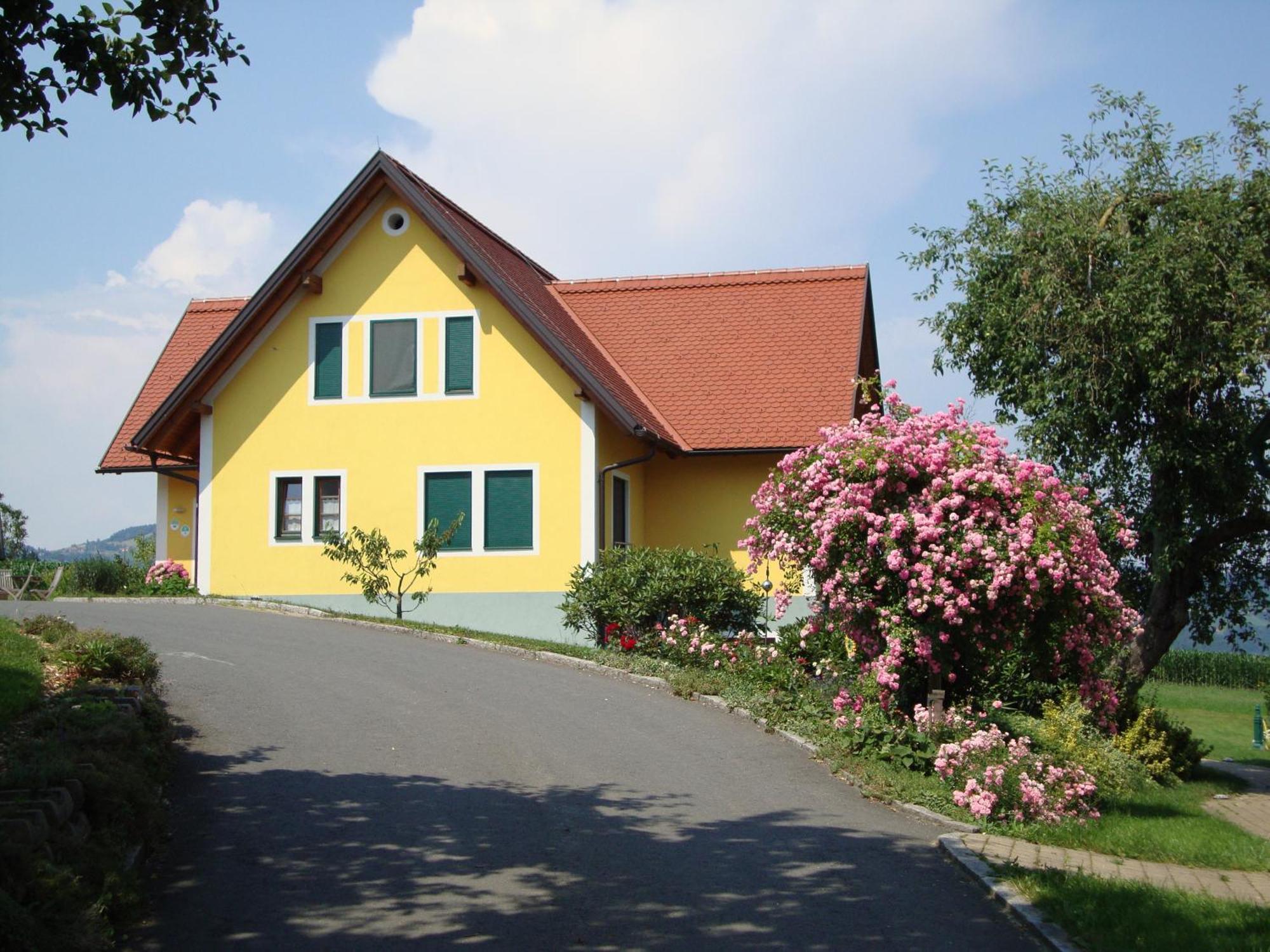 Weingut Winzerhof Gaestezimmer Grebenz Séjour à la ferme