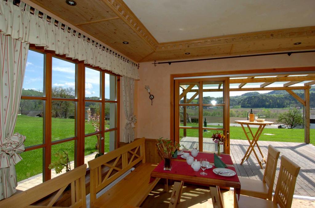 Weingut Winzerhof Gaestezimmer Grebenz Séjour à la ferme