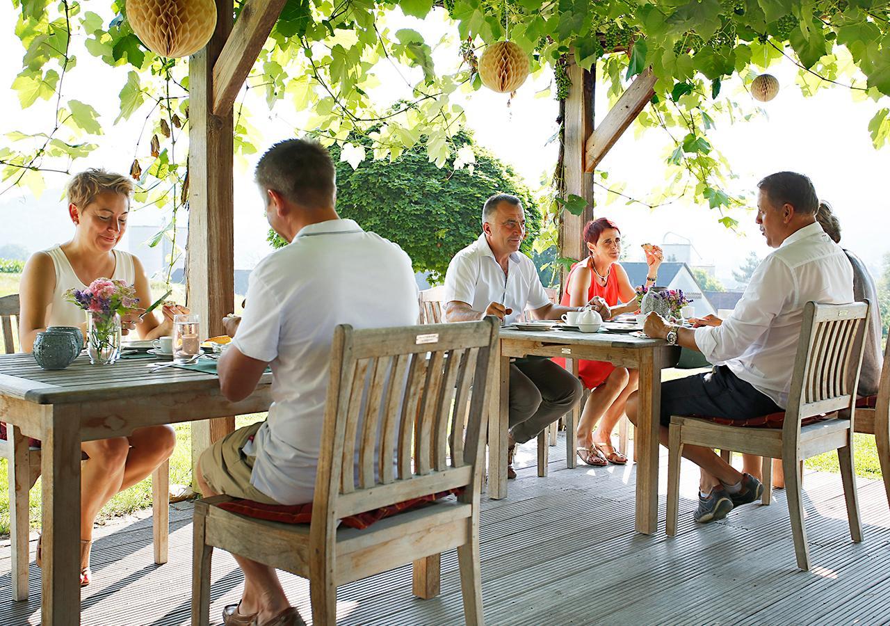 Weingut Winzerhof Gaestezimmer Grebenz Séjour à la ferme *